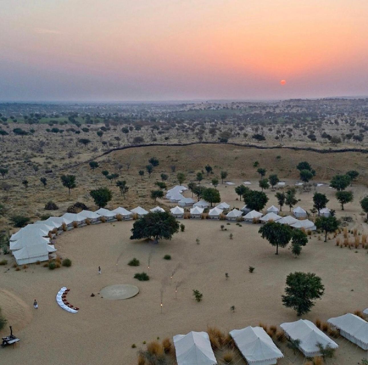 Journey Desert Camp 斋沙默尔 外观 照片